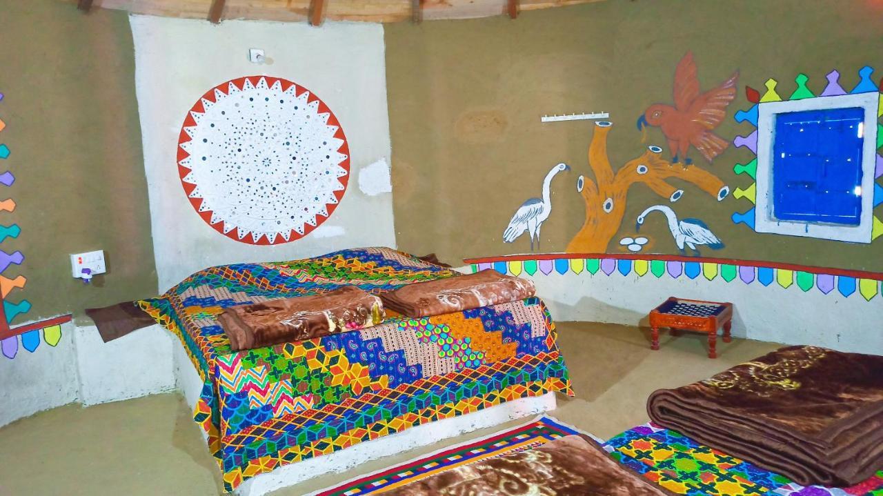 Kutir Craft Village Resort Bherandiāla Eksteriør bilde