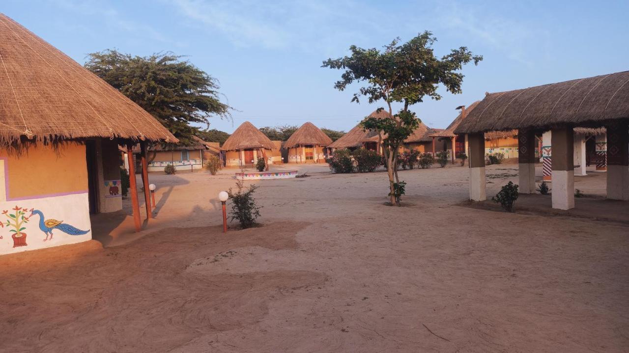 Kutir Craft Village Resort Bherandiāla Eksteriør bilde
