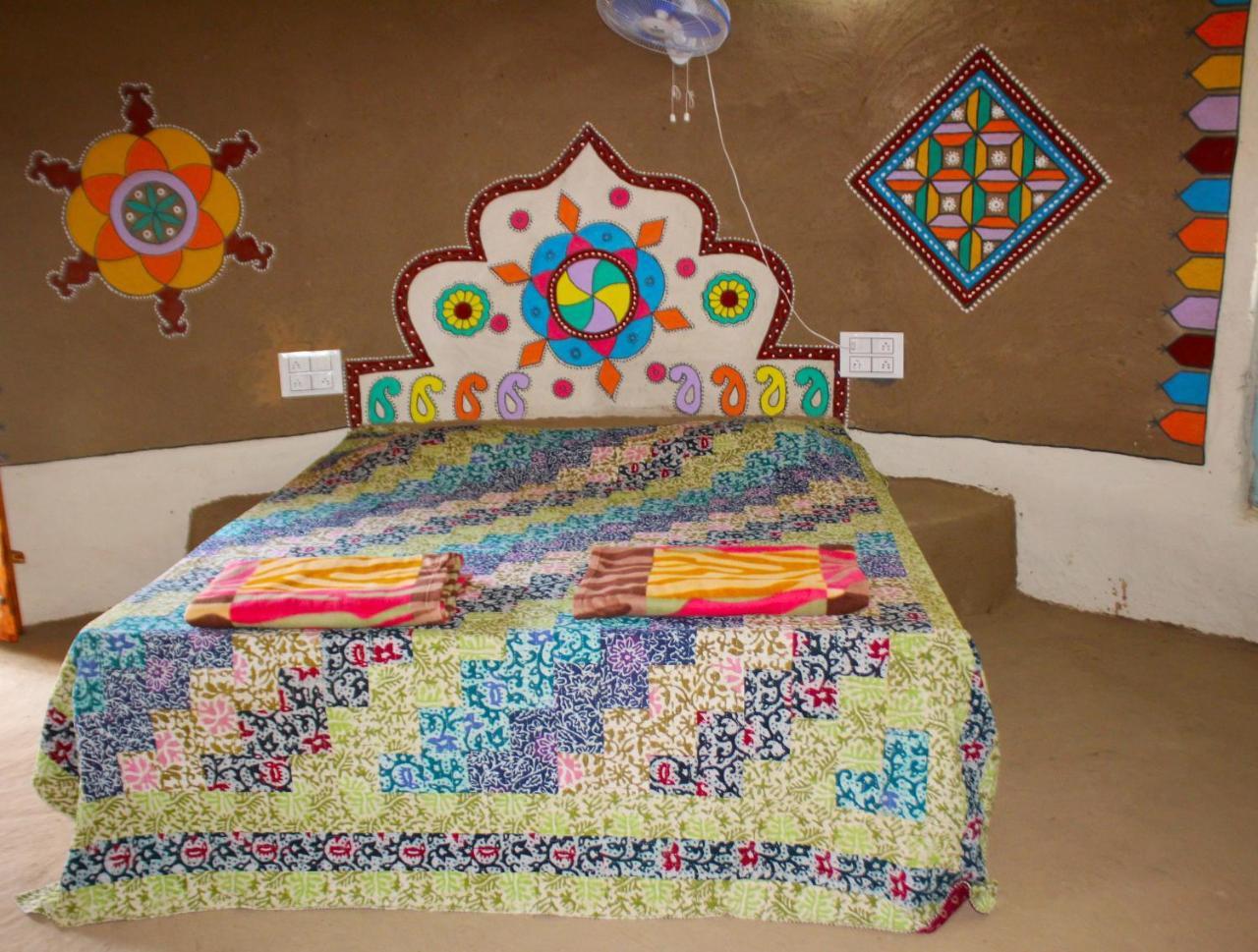 Kutir Craft Village Resort Bherandiāla Eksteriør bilde