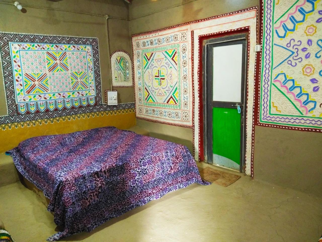 Kutir Craft Village Resort Bherandiāla Eksteriør bilde