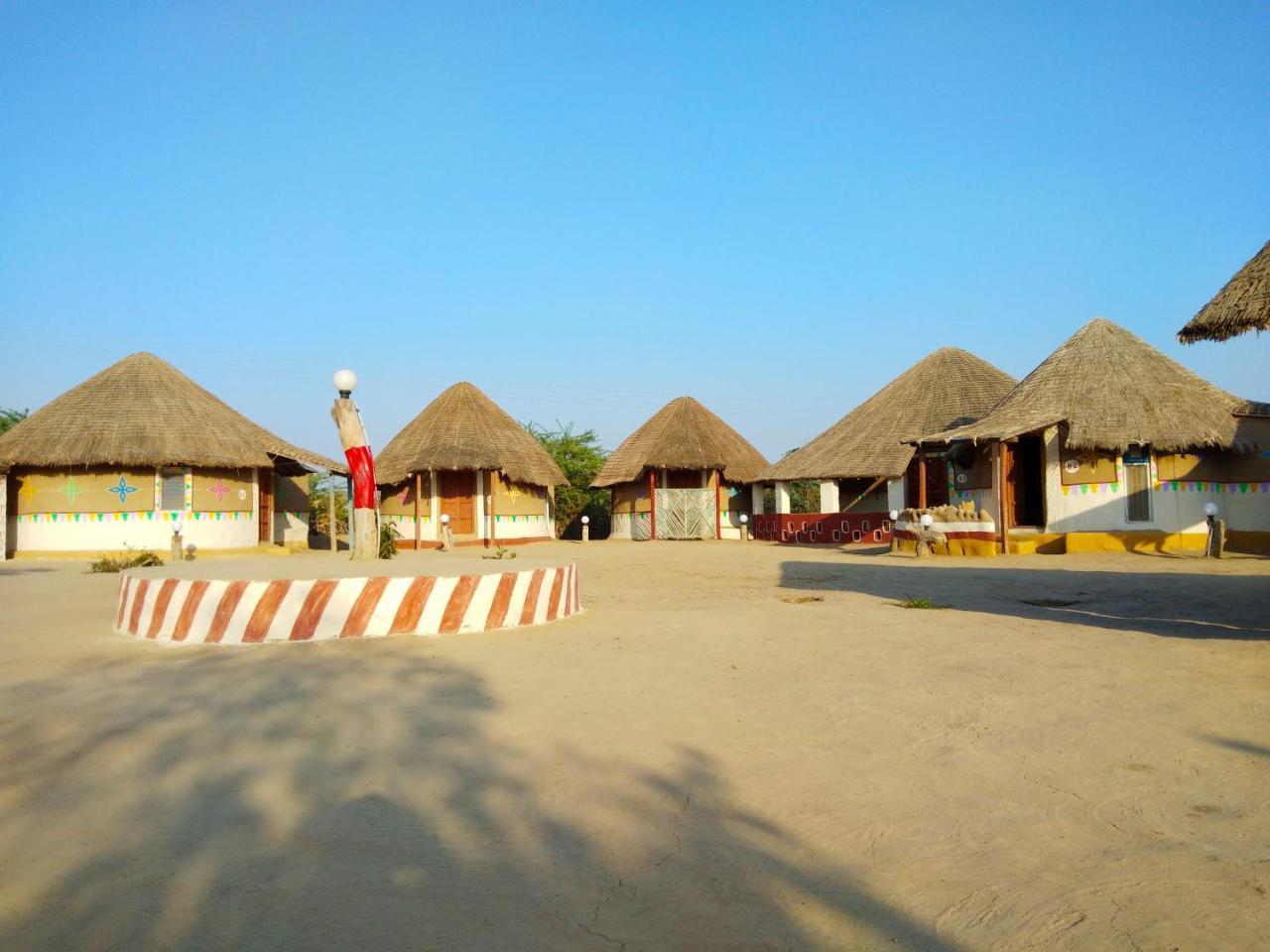 Kutir Craft Village Resort Bherandiāla Eksteriør bilde